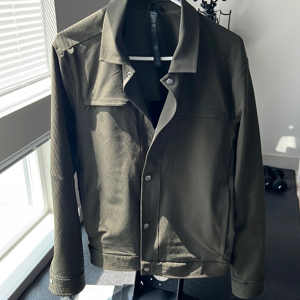 COPY - Lululemon utility jacket for men